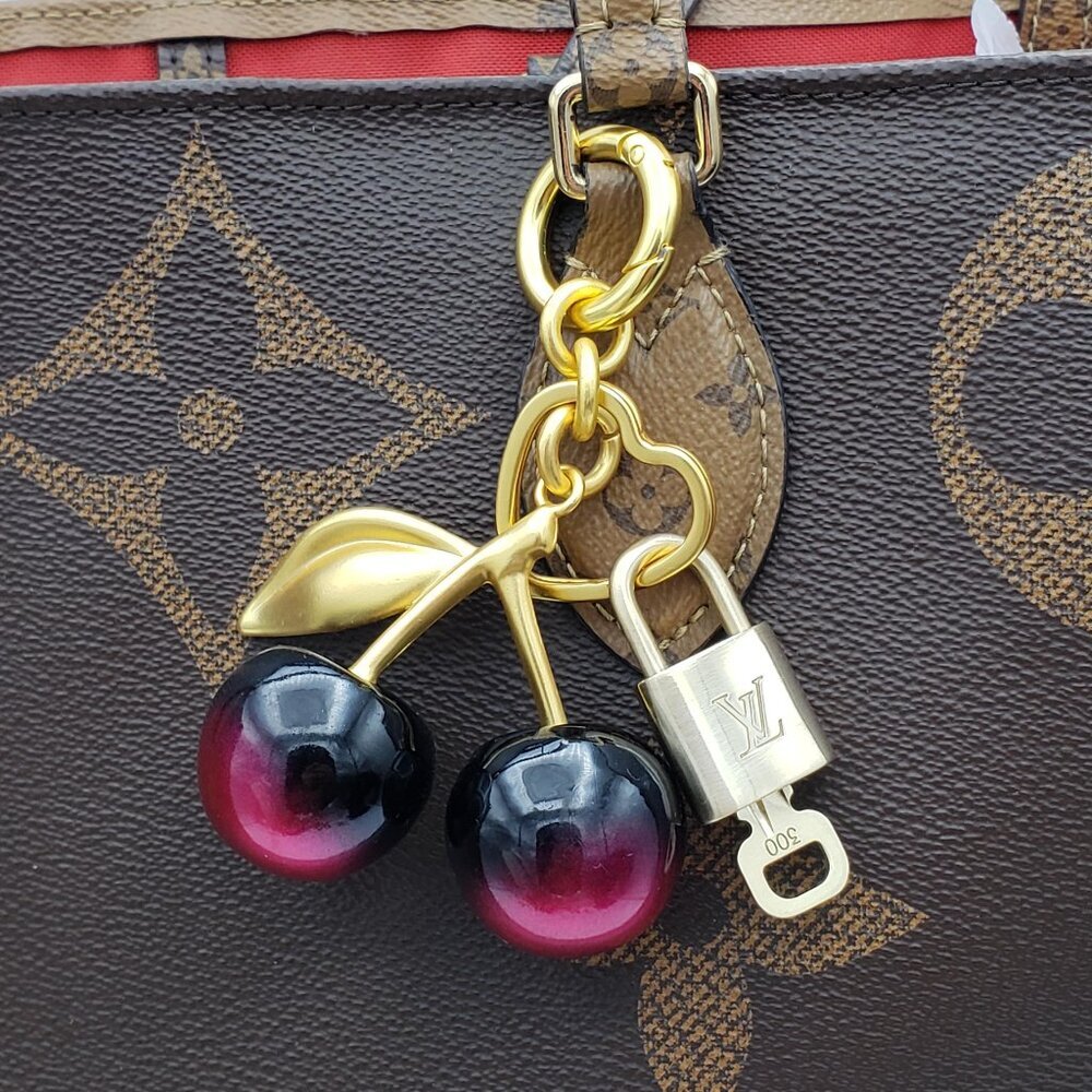 Authentic Louis Vuitton Lock & Key with Unbranded Apple Charm, Keychain